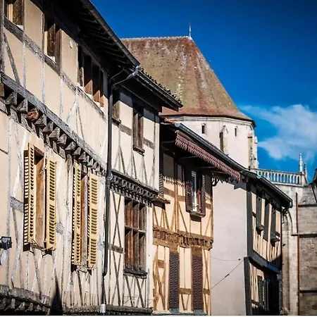 Дом отдыха Maison De Campagne, Saint-Genes-la-Tourette
