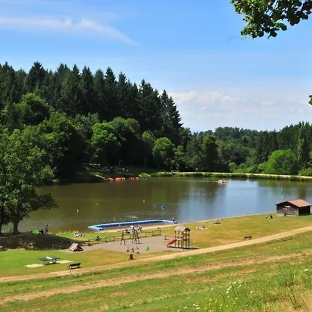 Дом отдыха Maison De Campagne, Saint-Genes-la-Tourette